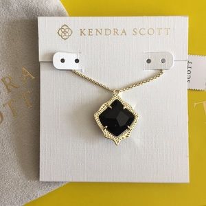 Kendra Scott Kacey necklace, NWT, gold with black